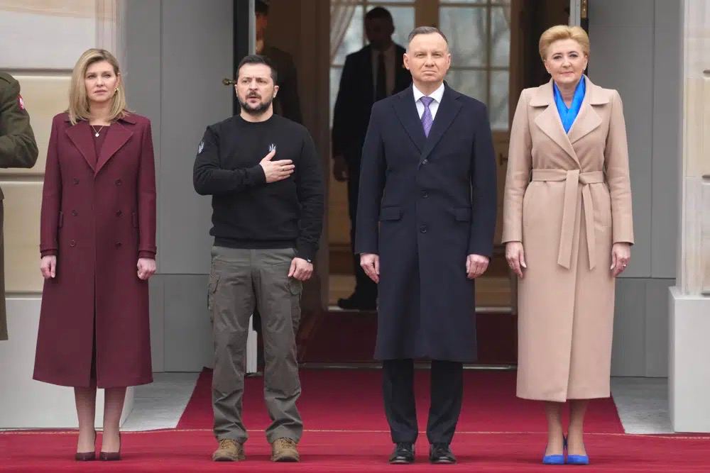 乌克兰总统泽连斯基携夫人5日访问波兰-弦外音